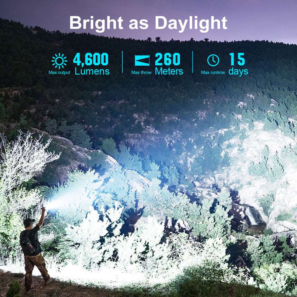 Olight Seeker 4 Pro | leistungsstarke Taschenlampe | 4.600 lm